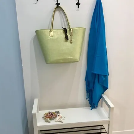 Azzuromare By Interhome